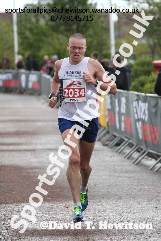Paul Dalton (Quakers) 7th in the Sunderand City 10k. Photo: David T. Hewitson/Sports for All Pics